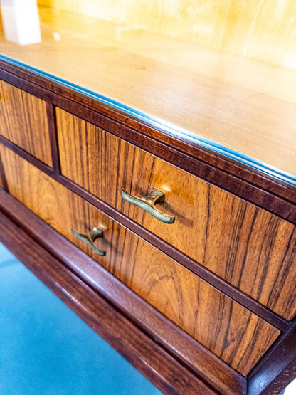 Elegant Mid-Century Display Cabinet by Svante Skogh Seffle Möbelfabrik, 1960s