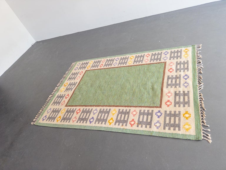 Swedish Flat-Weave Rug by Anna Wengholm, 1950s – Handwoven Rölakan in Green and