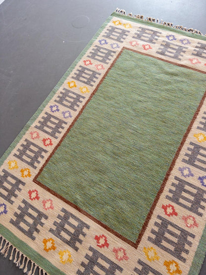 Swedish Flat-Weave Rug by Anna Wengholm, 1950s – Handwoven Rölakan in Green and