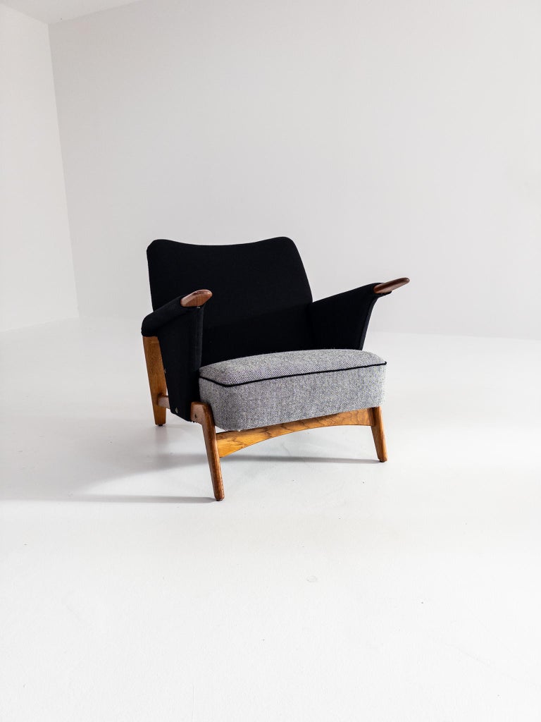 Arne Hovmand-Olsen Model 480 Lounge Chair