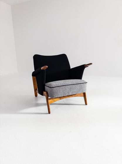 Arne Hovmand-Olsen Model 480 Lounge Chair