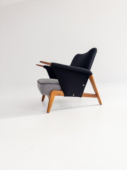 Arne Hovmand-Olsen Model 480 Lounge Chair